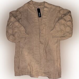 NWT Chunky Bubble-Sleeve Open Cardigan in Neutral Beige